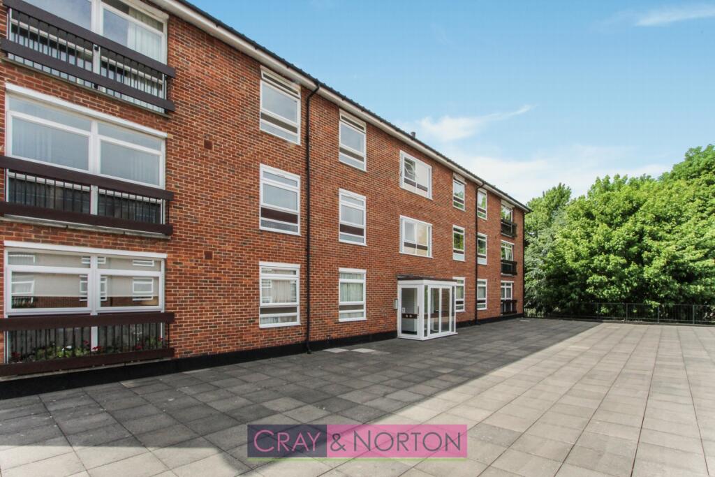 2 bedroom apartment for rent in Maresfield, Park Hill, CR0