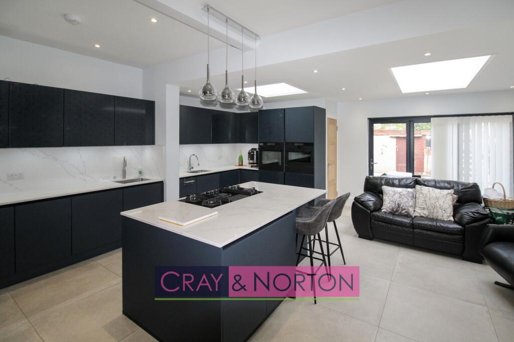Additional property image - Bingham Road, Addiscombe, CR0