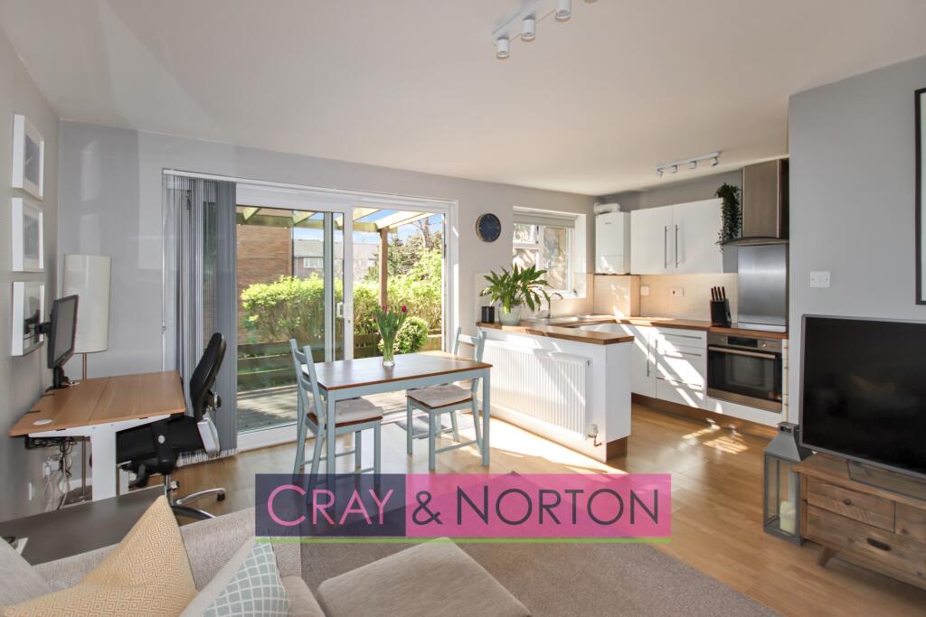 Main image of property: Chichester Road, Park Hill, CR0