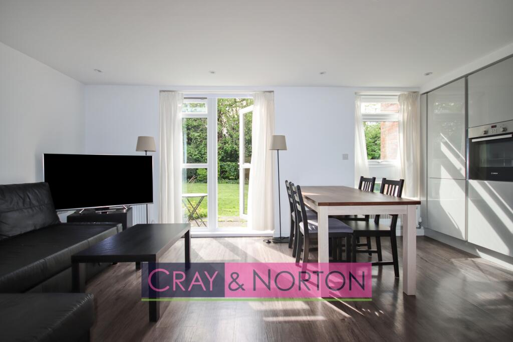 Main image of property: Maresfield, Park Hill, CR0