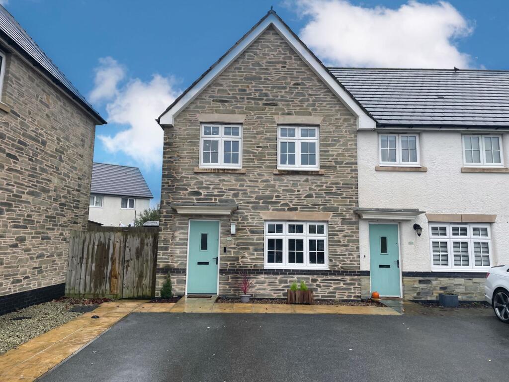 Main image of property: Trevenson Park, Pool, TR15