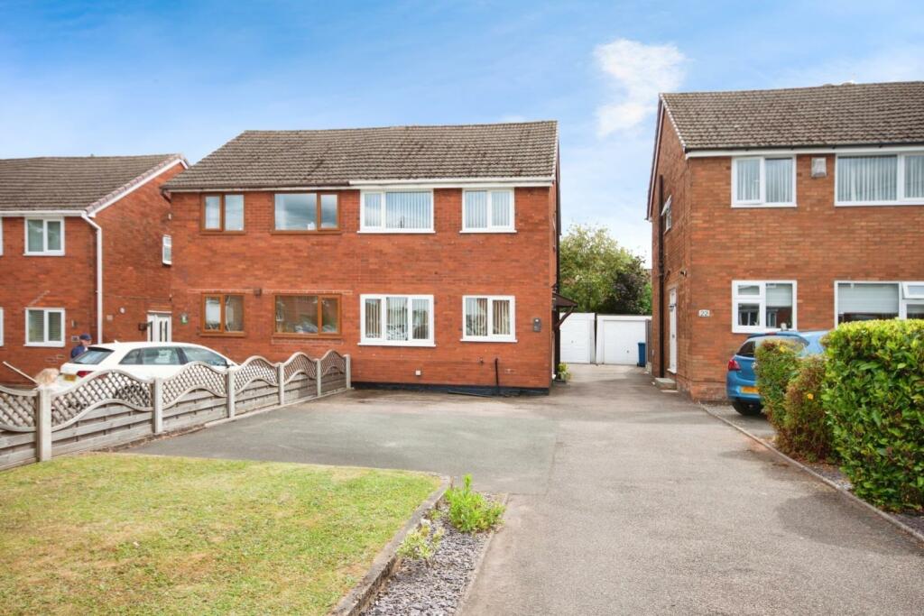 Main image of property: Woodford Crescent, Burntwood