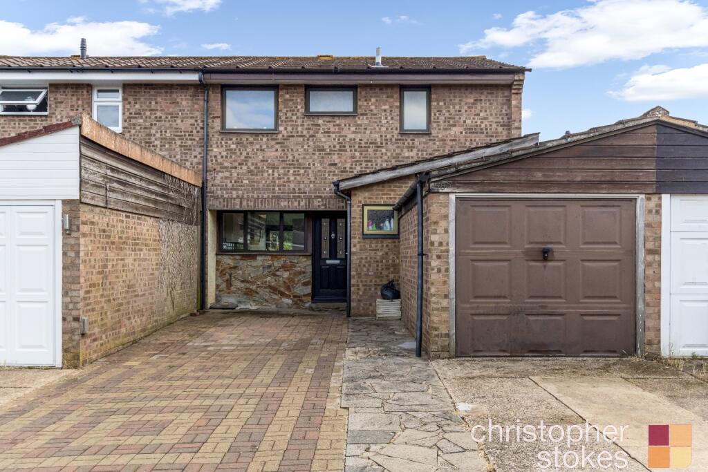 3 bedroom terraced house for sale in Cavell Road, Cheshunt, Waltham