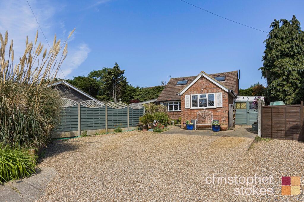 Main image of property: Sandon Road, Cheshunt,  Hertfordshire, EN8 9RB