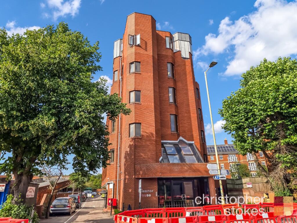 Main image of property: Eleanor House, 33-35 Eleanor Cross Road, Waltham Cross, Hertfordshire, EN8 7FH