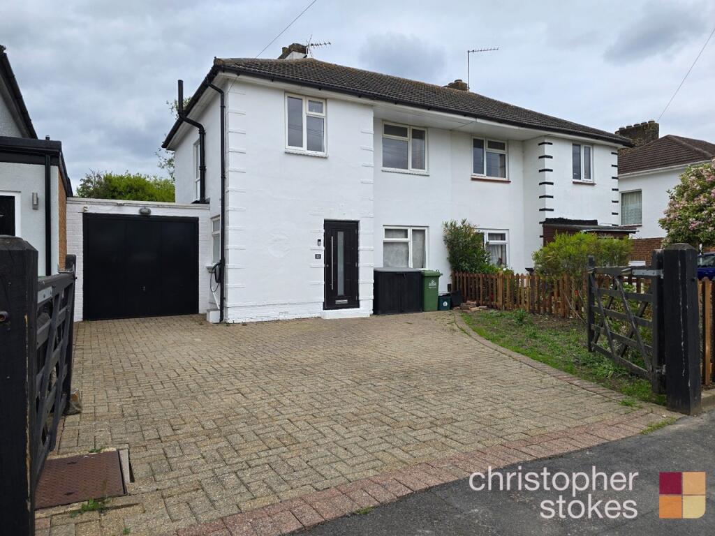 Main image of property: The Chase, Goffs Oak, Waltham Cross, Hertfordshire, EN7 5PB