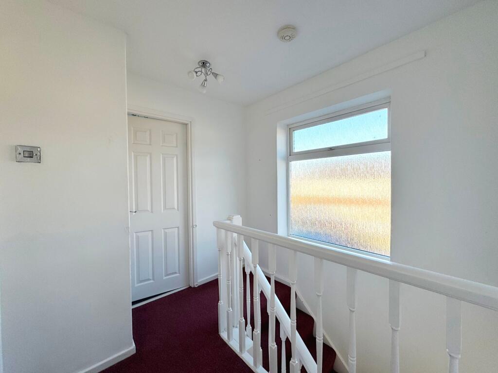 Additional property image - 2 South Close, Unsworth, Bury BL9