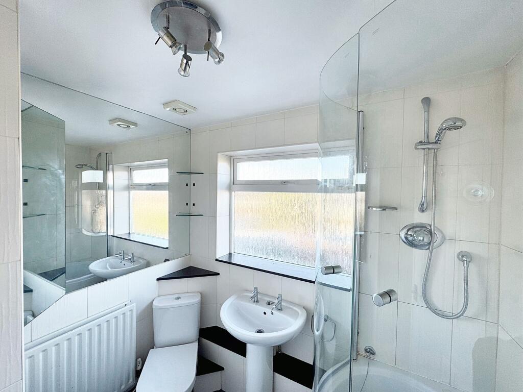 Additional property image - 2 South Close, Unsworth, Bury BL9