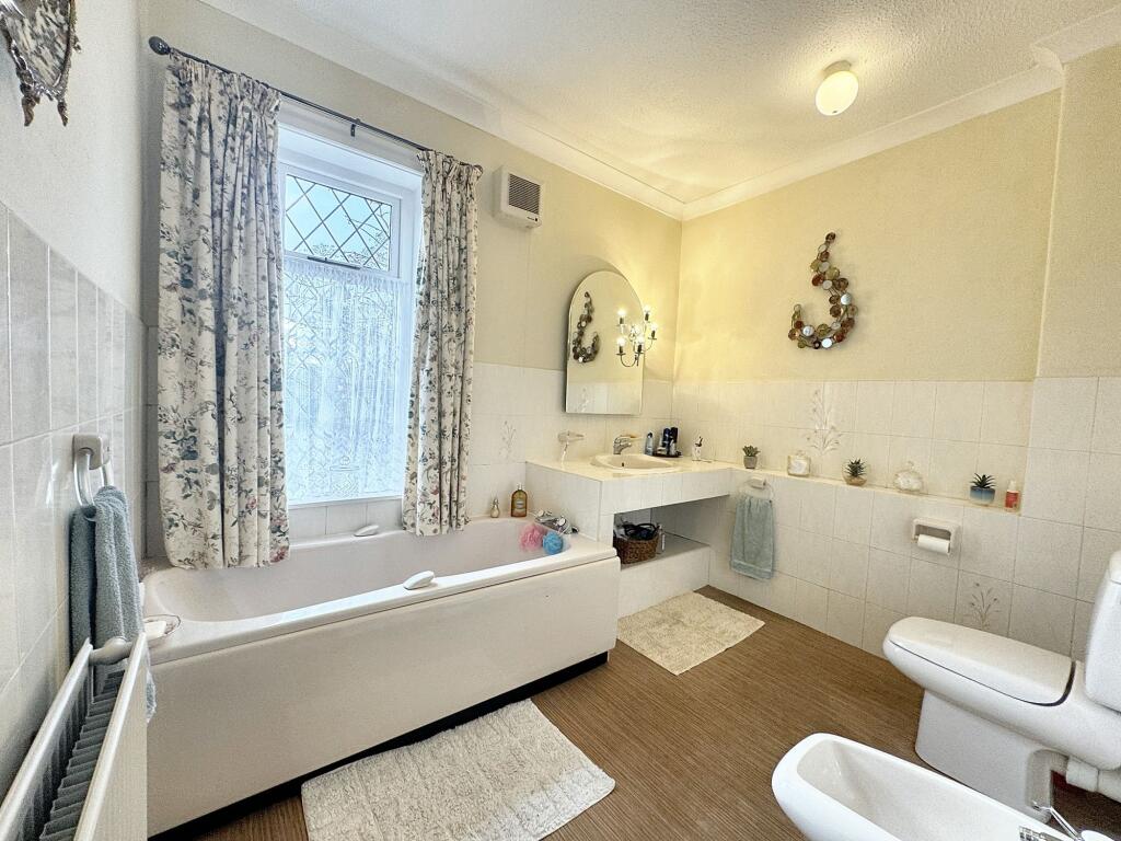Additional property image - Chapeltown Road, Bromley Cross, BL7