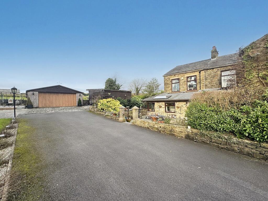 Additional property image - Chapeltown Road, Bromley Cross, BL7