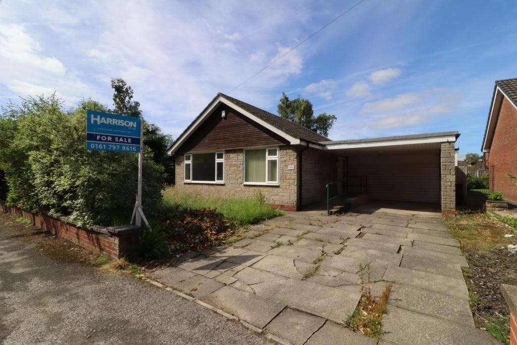4 bedroom detached bungalow for sale in Longsight Road, Brook