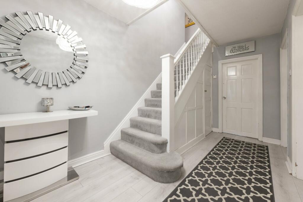 Additional property image - Broad Oaks Road, Solihull, West Midlands, B91