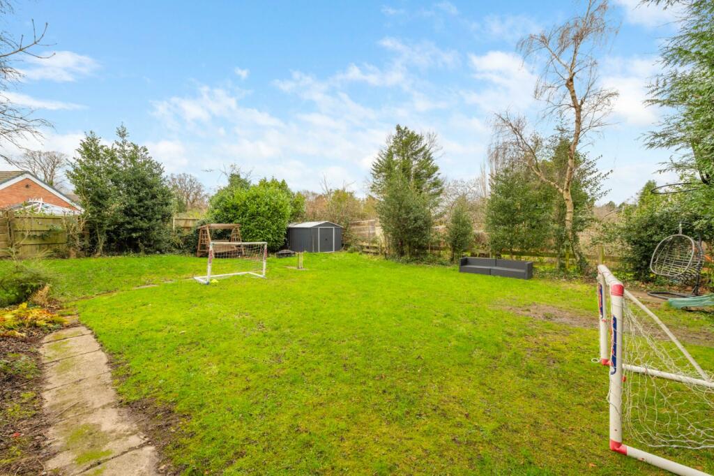 Additional property image - Broad Oaks Road, Solihull, West Midlands, B91