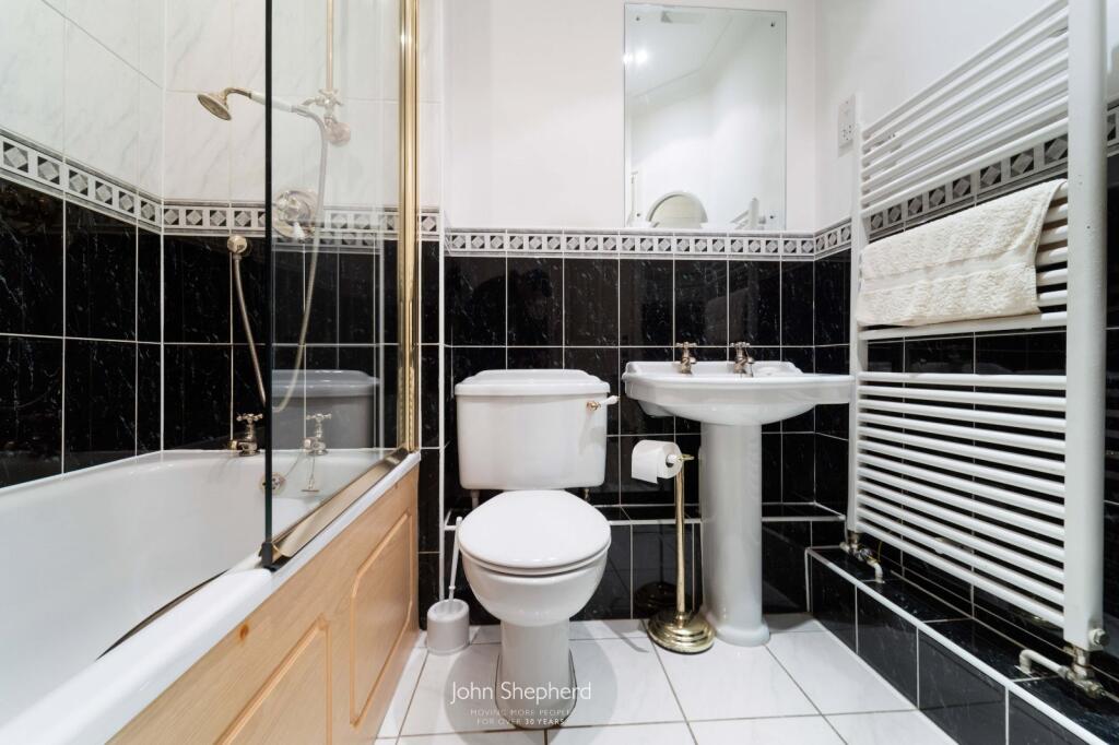 Additional property image - Hampton Lane, Solihull, West Midlands, B91