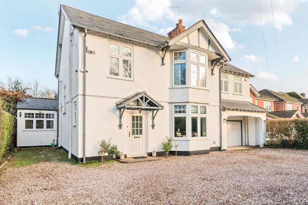 Main image of property: Stratford Road, Hockley Heath, Solihull, West Midlands, B94