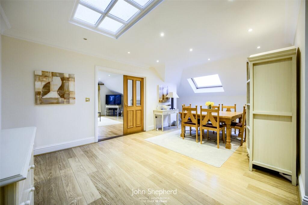 3 bedroom apartment for sale in The Willows, Avenue Road, Dorridge