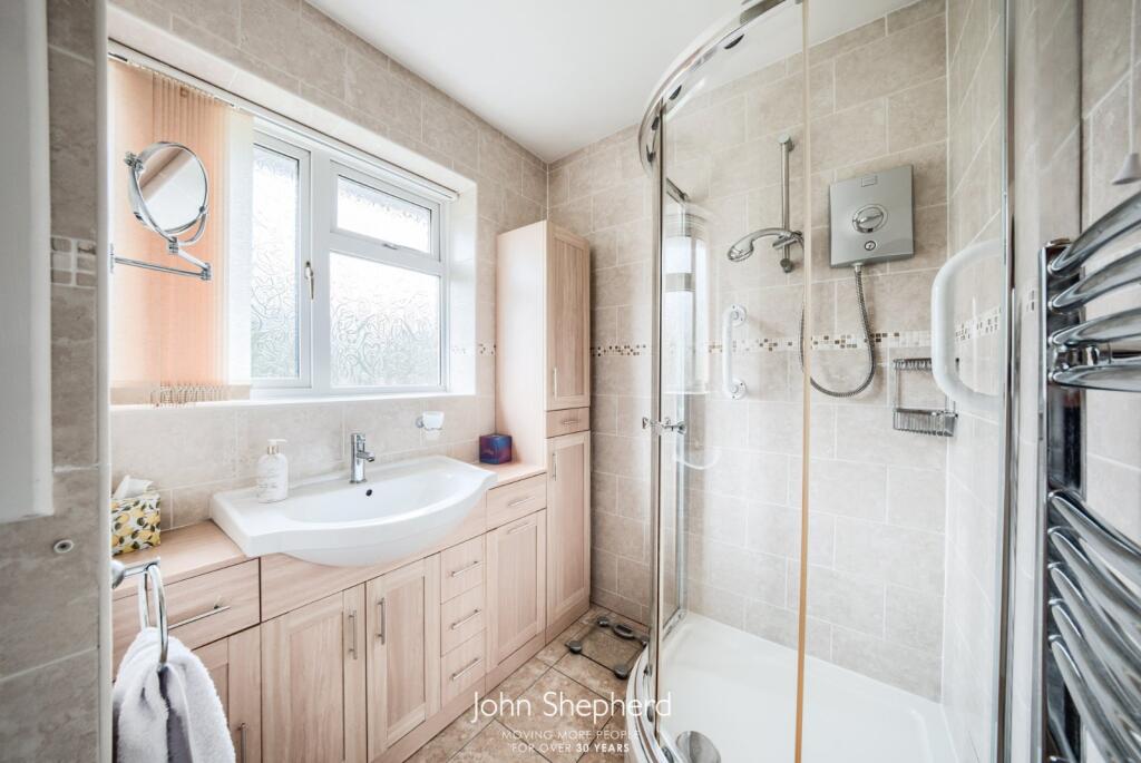 Additional property image - Henley Crescent, Solihull, West Midlands, B91