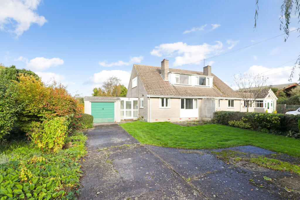 4 bedroom bungalow for sale in Rectory Way, Lympsham, WestonsuperMare