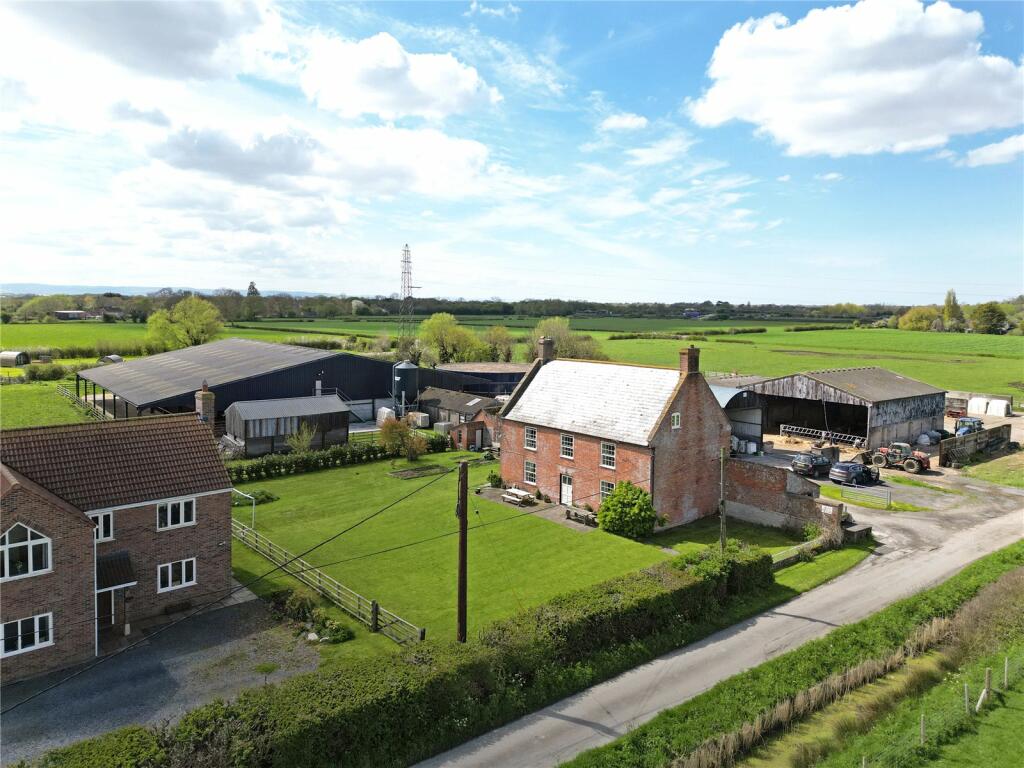 4 bedroom detached house for sale in Vole Road, Mark, Highbridge