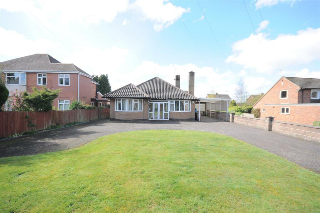 3 bedroom detached bungalow for sale in Lichfield Road, Stone, ST15