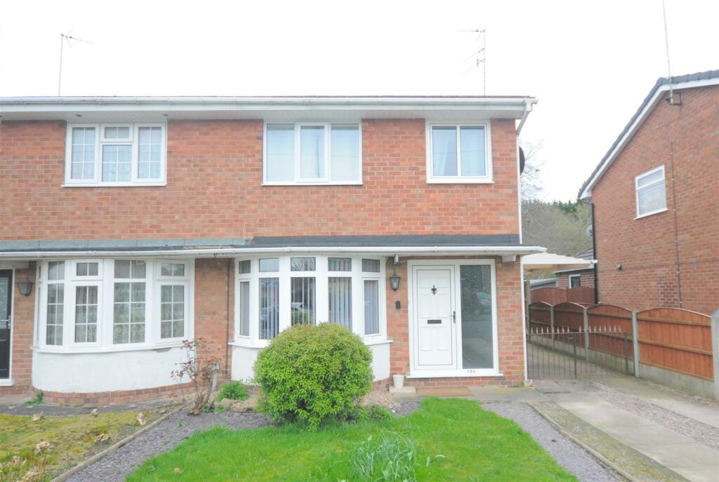 3 bedroom property for rent in Chessington Crescent, Trentham, Stoke-on-Trent, ST4