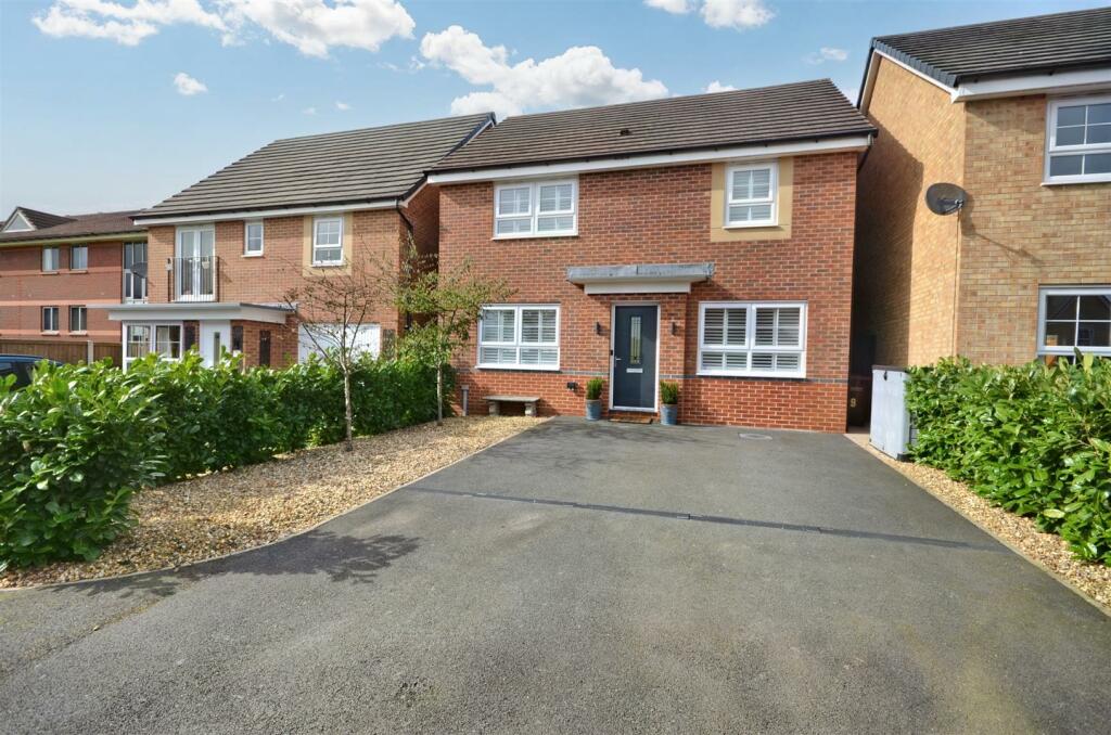 4 bedroom detached house for sale in Dorney Close, Yarnfield, Stone, ST15