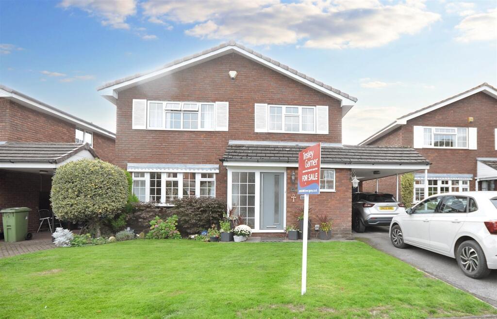 Main image of property: Sunningdale, Stone