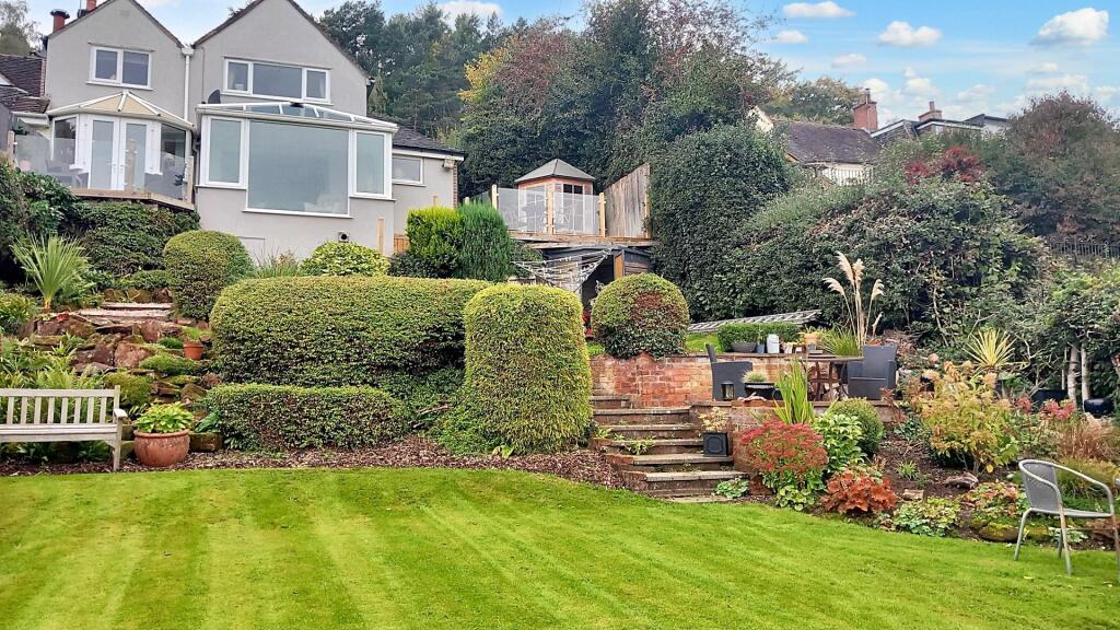 Main image of property: Meaford, Stone