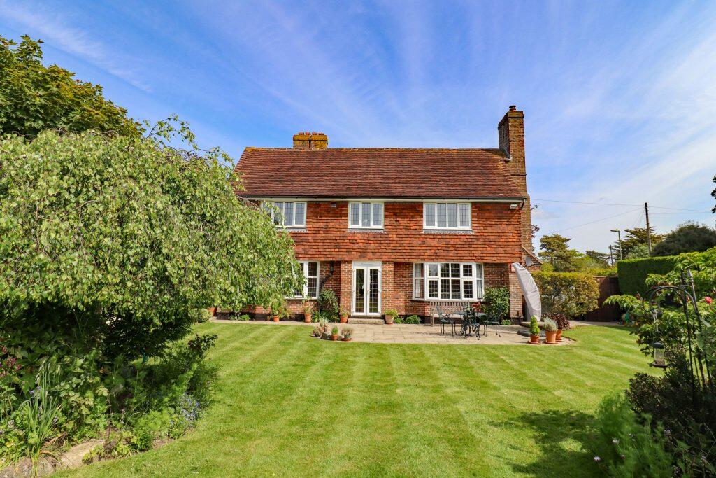 4 bedroom house for sale in St Catherines Road, Hayling Island, PO11