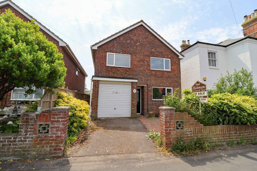 4 bedroom detached house for sale in St Marys Road, Hayling Island, PO11