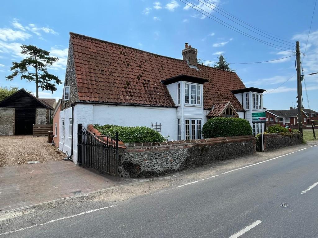 5 bedroom detached house for sale in Bell Street, Feltwell, IP26