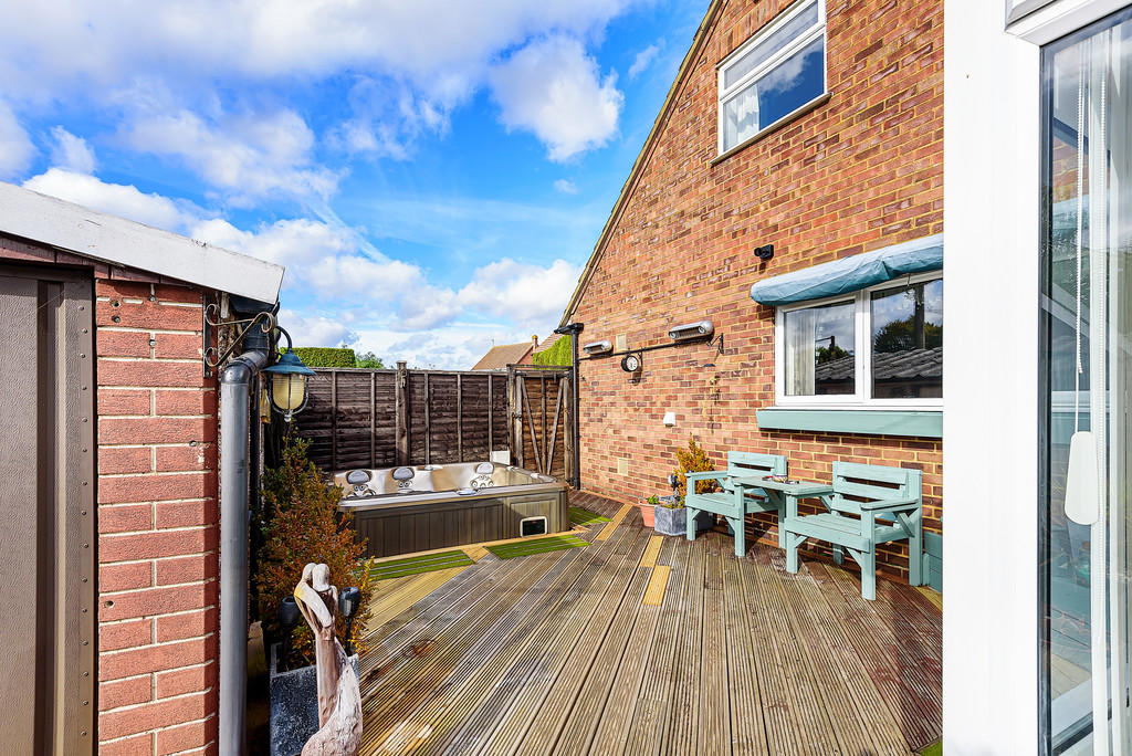 4 bedroom detached house for sale in Chapel Road, Dersingham, PE31