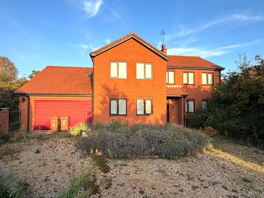 Main image of property: Wheatfields Close, Hillington