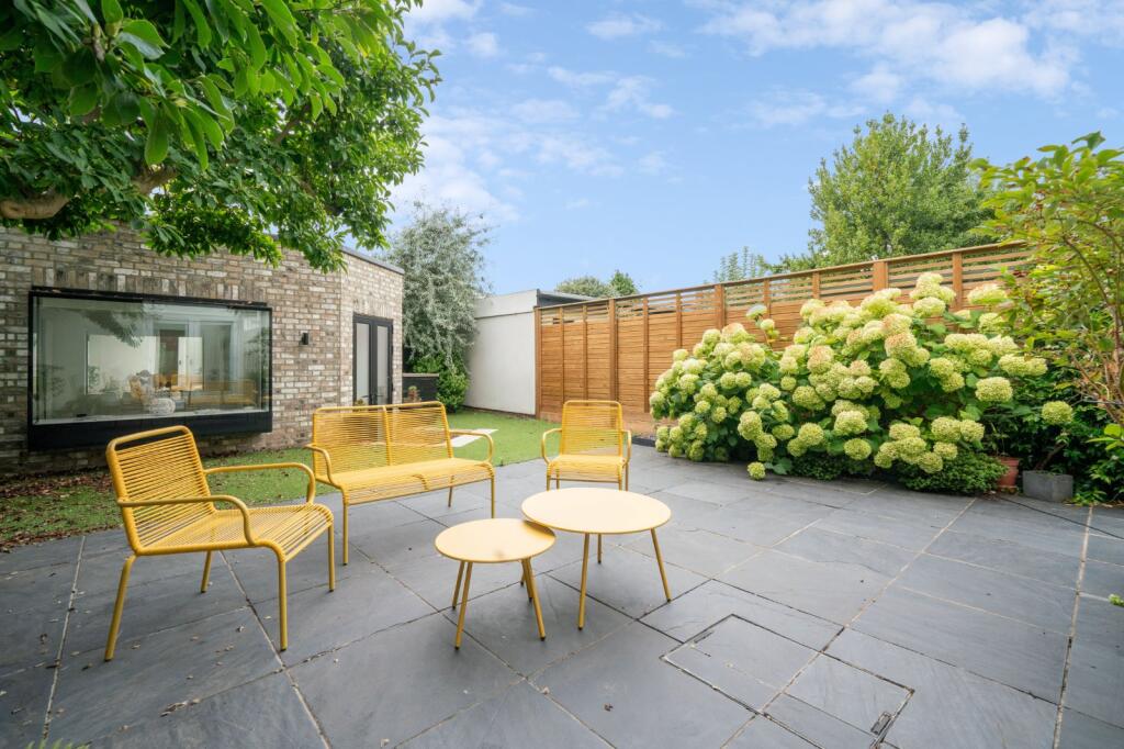 Main image of property: Kilmington Road, 
Barnes, SW13