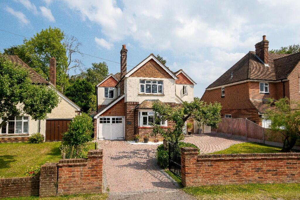 Main image of property: The Landway, Bearsted