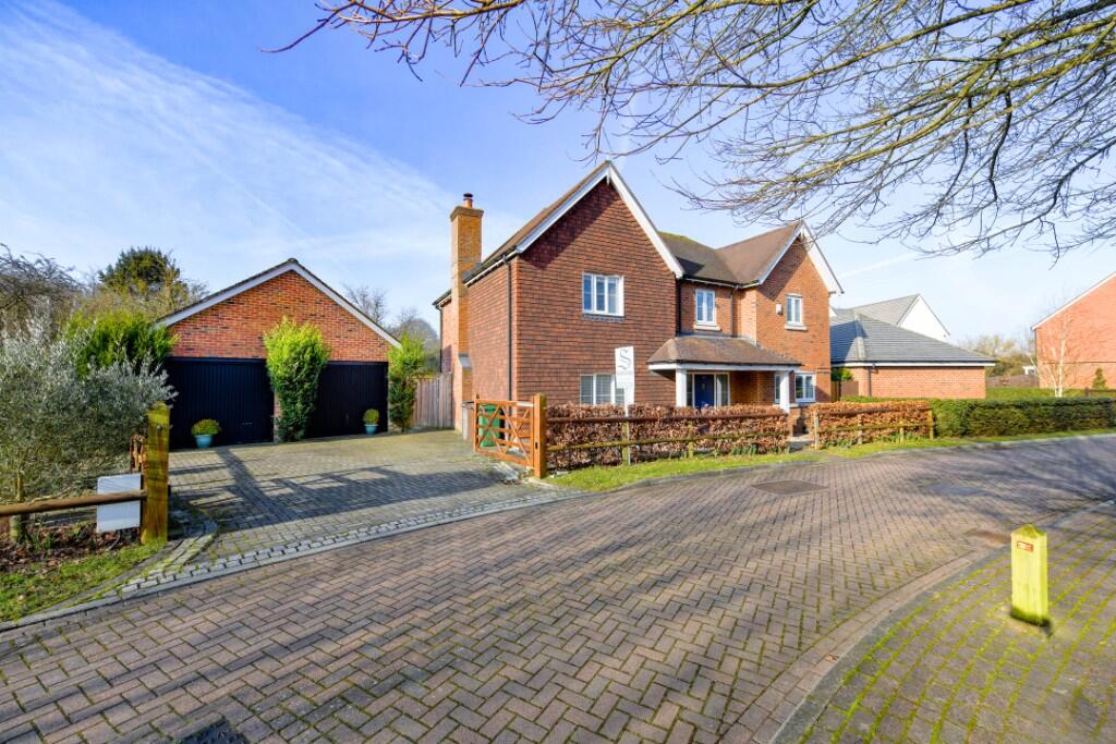 Main image of property: Ellen Close, Charing