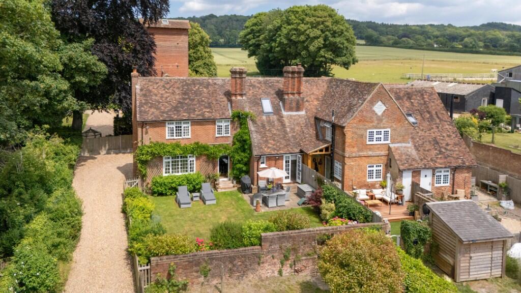 Main image of property: Pett Lane, Charing