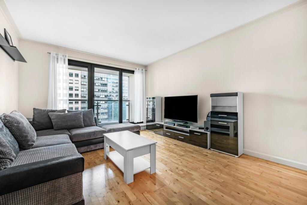 Main image of property: Discovery Dock Apartments East, 
3 South Quay Square, E14