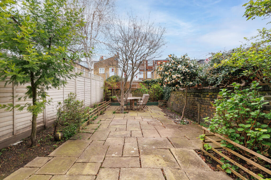 3 bedroom for sale in Wardo Avenue, Fulham, SW6