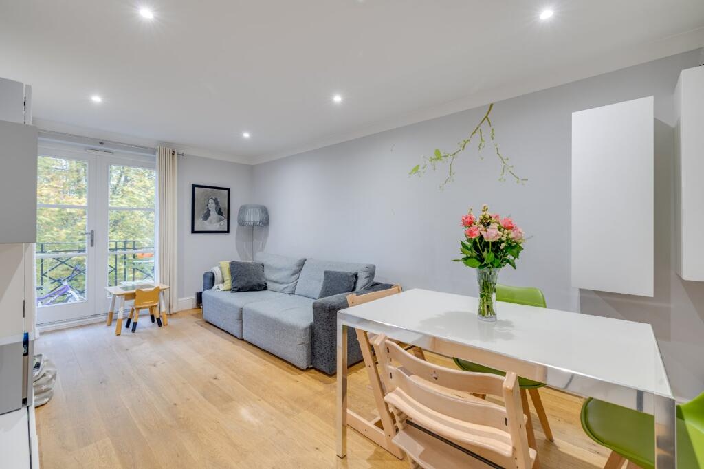 Main image of property: Brompton Park Crescent, 
Fulham, SW6