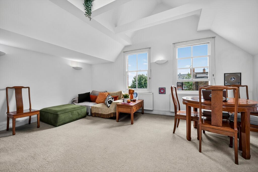 Main image of property: Rosslyn Hill, 
Hampstead Village, NW3