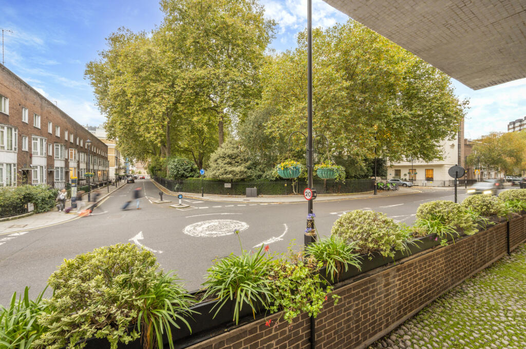 Main image of property: Hyde Park Square,
Hyde Park, W2