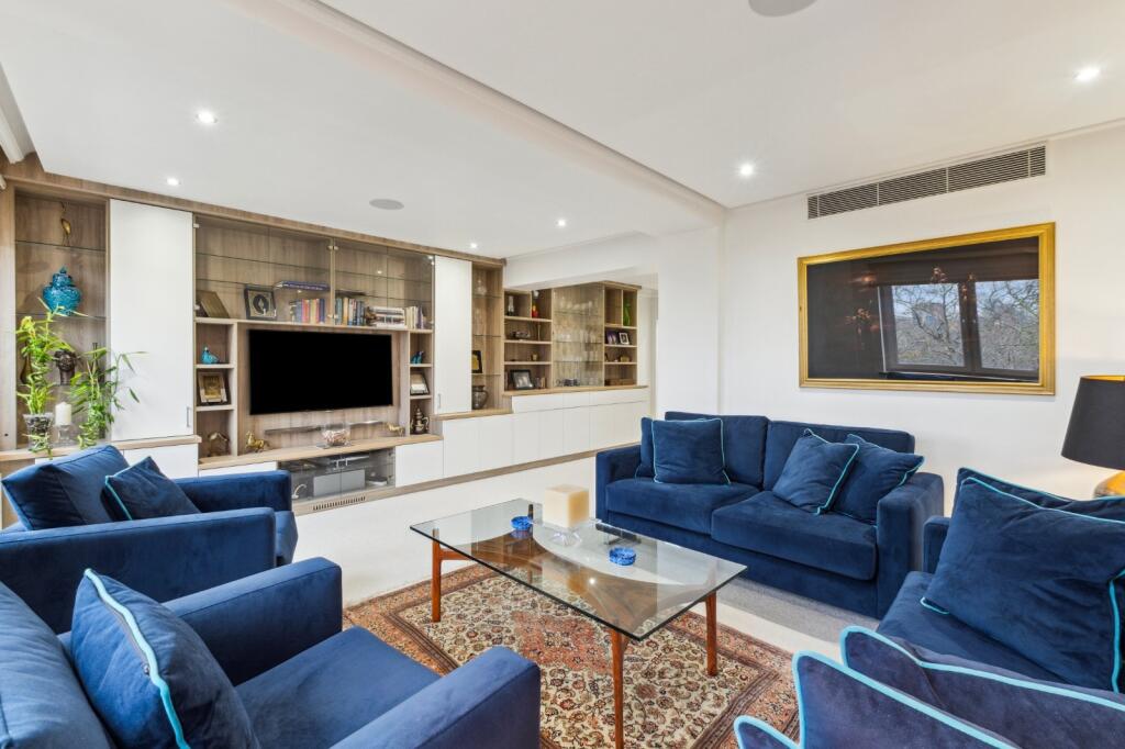 Main image of property: Piccadilly, 
Shepherd Market, W1J