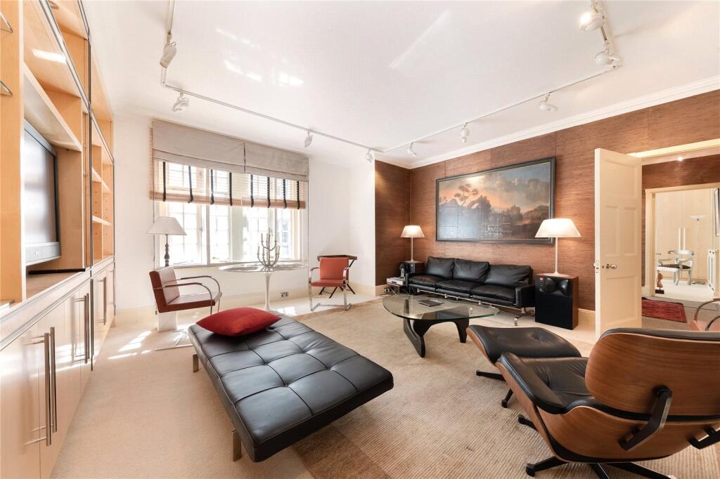 Main image of property: St James's Street, 
St James's, SW1A