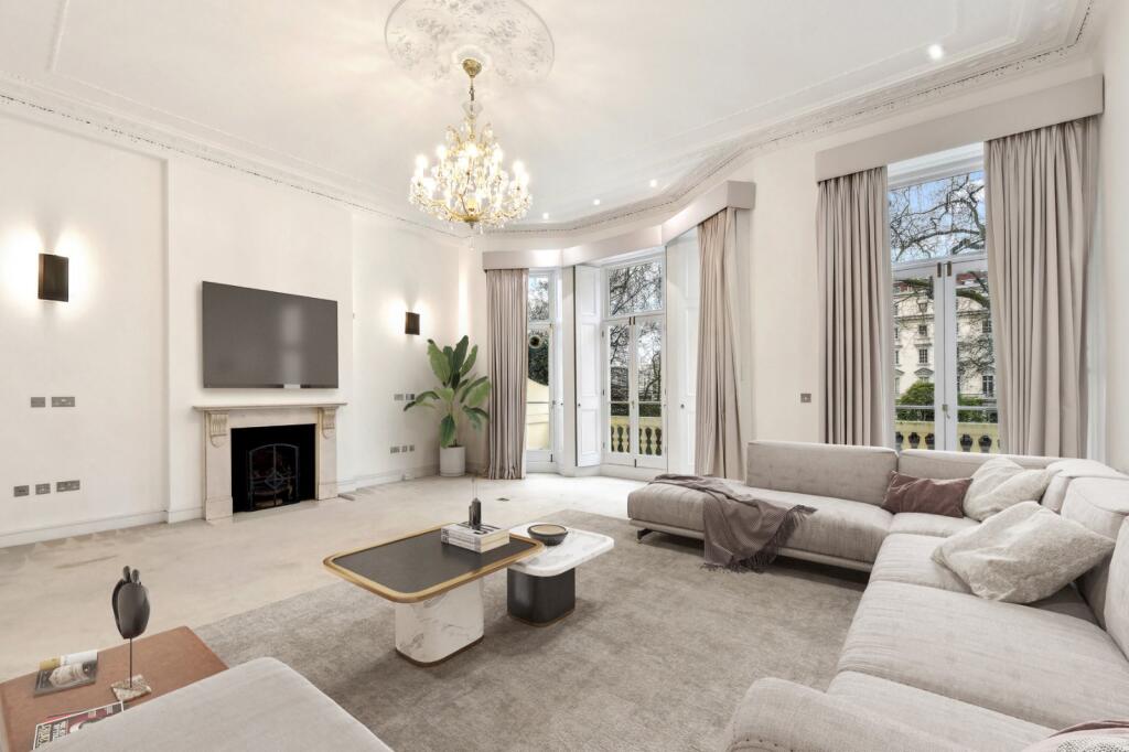 Main image of property: St Georges Square, 
Pimlico, SW1V