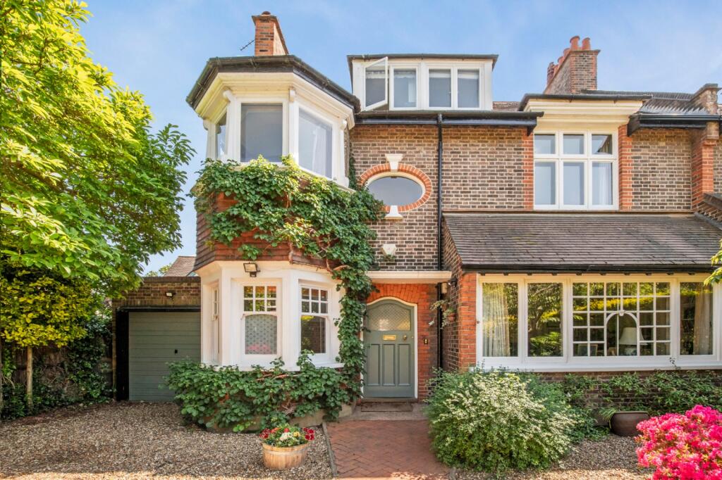 Main image of property: Umbria Street, 
Roehampton, SW15