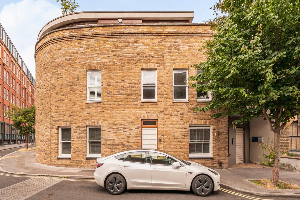 Main image of property: Green Walk, 
Borough, SE1