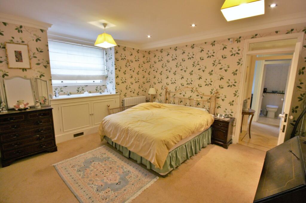 Additional property image - Thorndon Park, Ingrave, Brentwood, CM13
