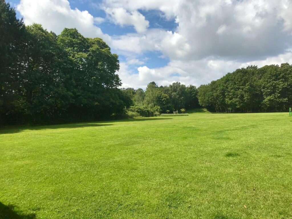 Additional property image - Thorndon Park, Ingrave, Brentwood, CM13