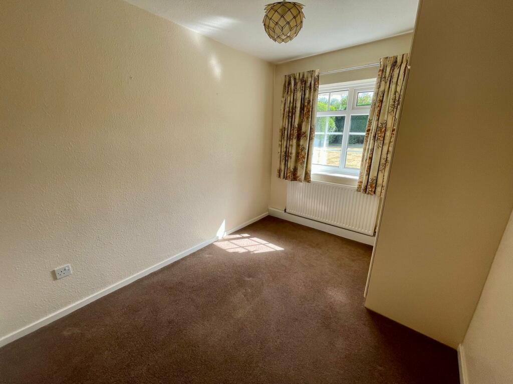 Additional property image - Long Meadow, Hutton, Brentwood, CM13